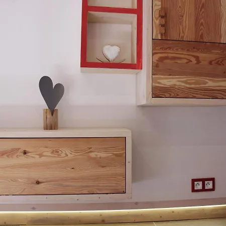 Appartement Bel Duplex A Avec Poele A Bois, Wifi, Parking - Fr-1-343-166