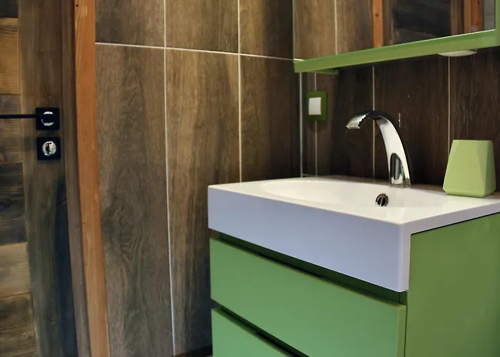 Bel Duplex A Avec Poele A Bois, Wifi, Parking - Fr-1-343-166 霞慕尼