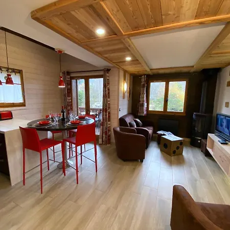 Bel Duplex A Avec Poele A Bois, Wifi, Parking - Fr-1-343-166 شامونكس