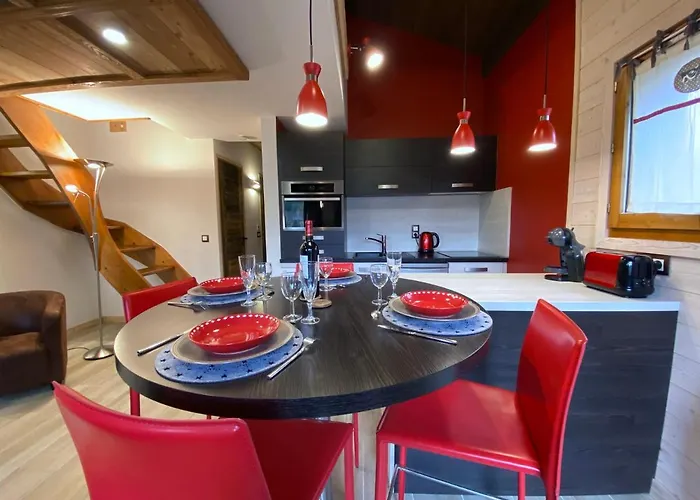 Bel Duplex A Avec Poele A Bois, Wifi, Parking - Fr-1-343-166 * Chamonix