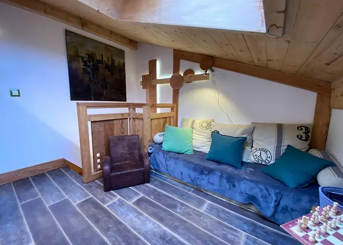 Bel Duplex A Avec Poele A Bois, Wifi, Parking - Fr-1-343-166 Apartment *